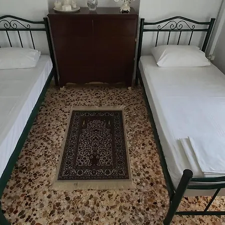 度假居 Charming 3-bed House In Tyros